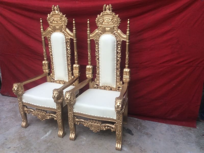 Maharaja Wedding Chair: Wood, Premium Fabric, Metal